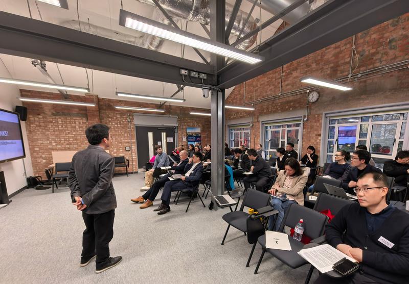 Image of attendees at the AI workshop