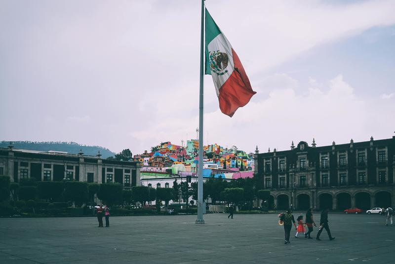 Image of Mexican flag in Toluca de Lerdo, Mexico