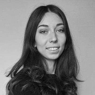 Black & white image of Clara Rondani