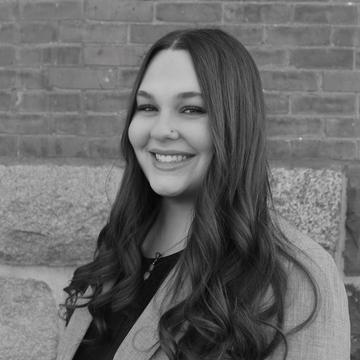 Black & white image of Lauren Golden