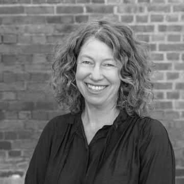 Black and white image of Heather Hamill