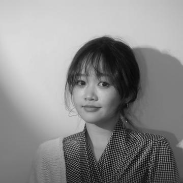Black & white image of Jiani Yan