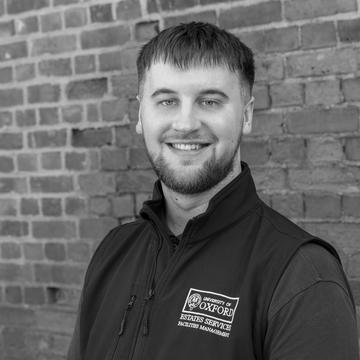 Black & white image of Scott Matthews