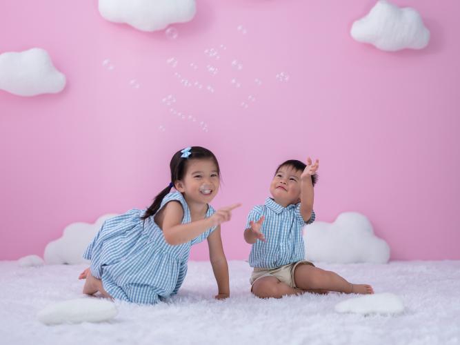  Image of Rebecca Wong's children
