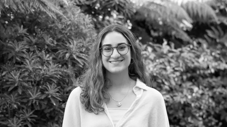 Black & white image of Erika Chabén