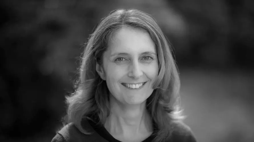 Rebecca Eynon 