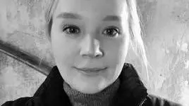 Black & white image of Loli Kim