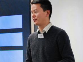 Image of Fanqi Zeng presenting at the workshop
